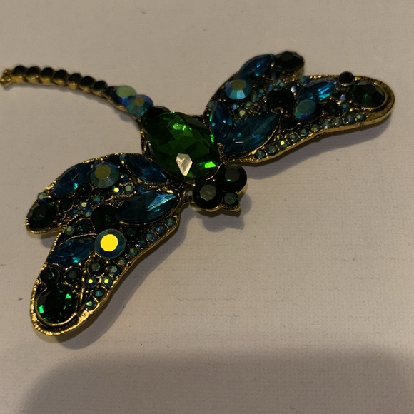 Beautiful Rhinestone Dragonfly on Gold-tone 3” by 3.75” - Picture 6 of 9
